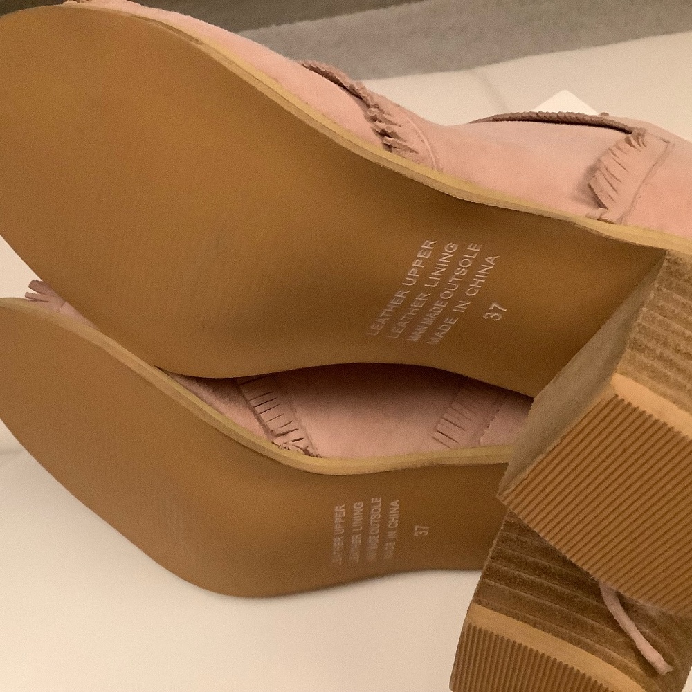 Blush Suede Booties With Open Toe. Size 6.5 New - image 5